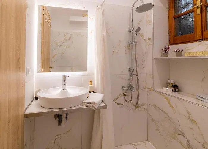 Zelis In Pelion Greece Afissos